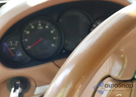 2010 Porsche Cayenne z USA, uszkodzony, nr VIN WP1AA2AP0ALA07327